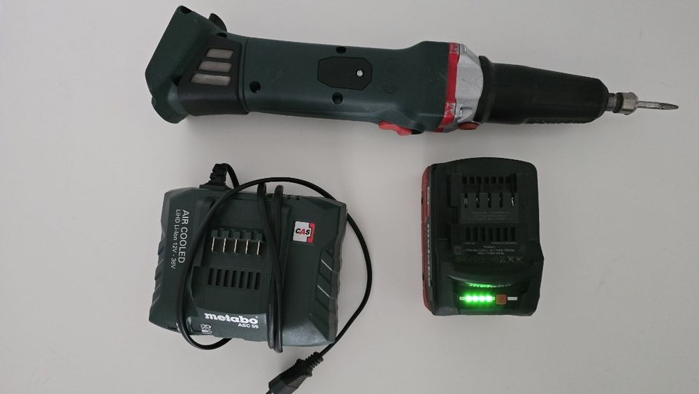 Polizor drept Metabo 18V biax