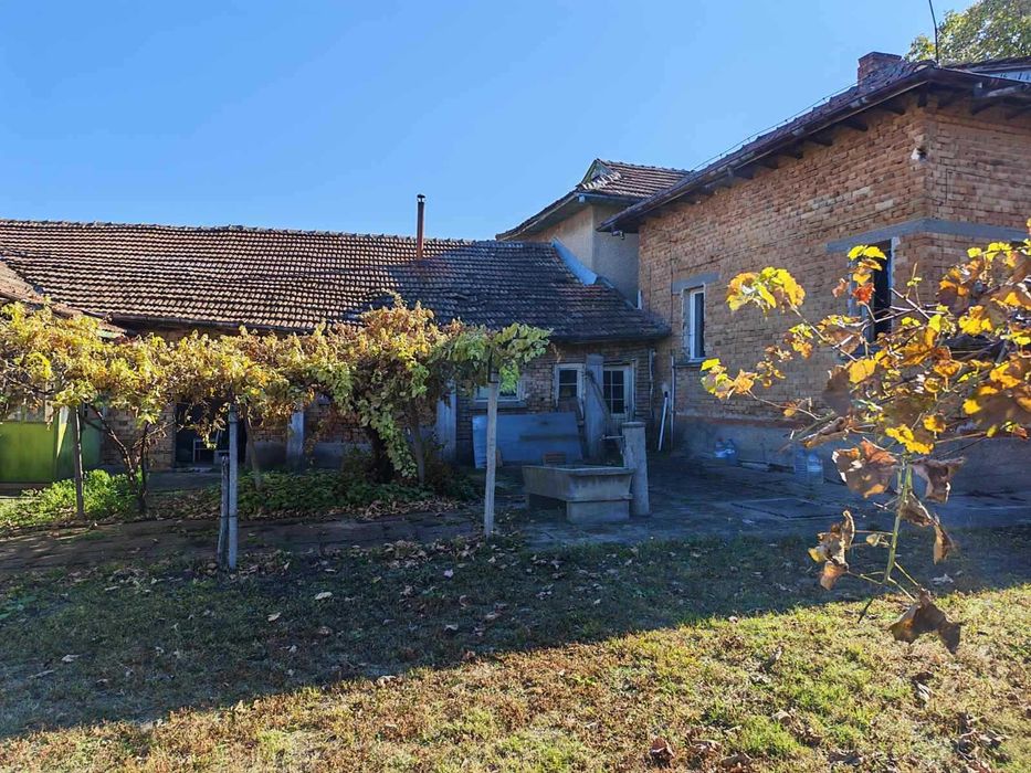 Продава се Къща в с. Новачене, Област Плевен - 361 кв.м за 37 €/кв.м - Снимка #15