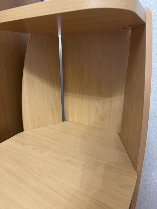 Продам стеллаж для книг и игрушек