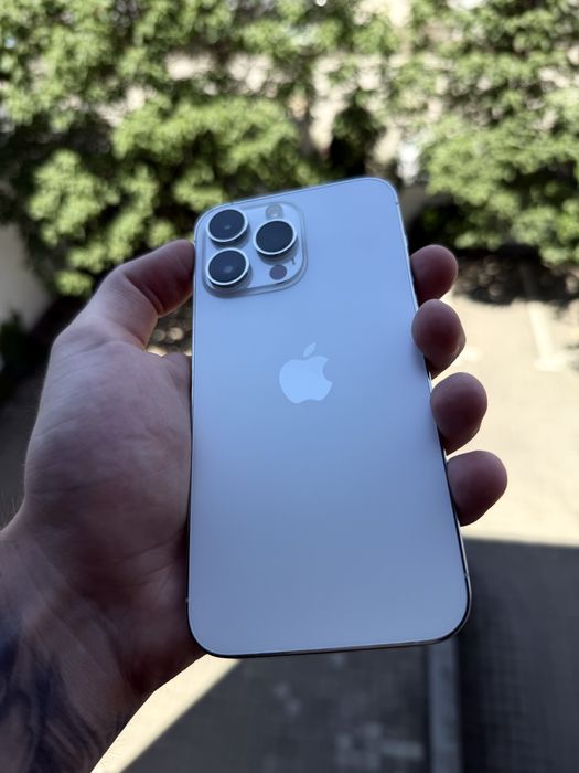 iphone 14 pro max silver second hand si noi de vanzare • Anunturi