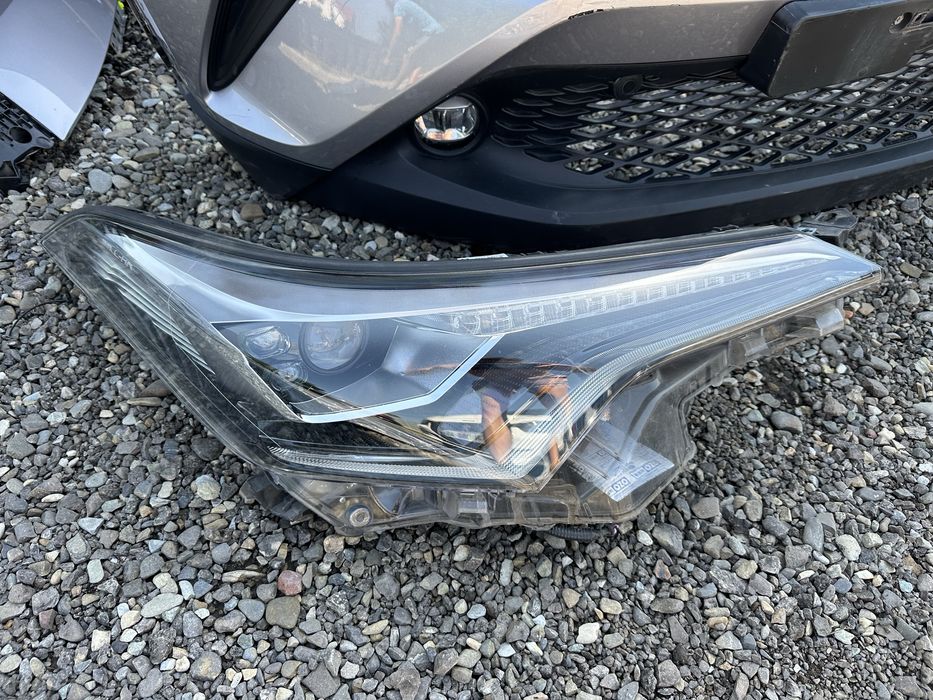 Fata completa Toyota CHR