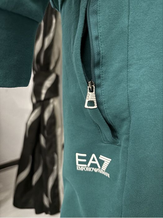 Emporio Armani анчуг