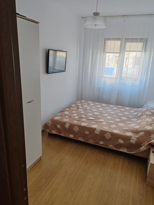 Apartament 2camere decomandat/de închiriat 300€