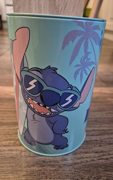 Касичка метална  .