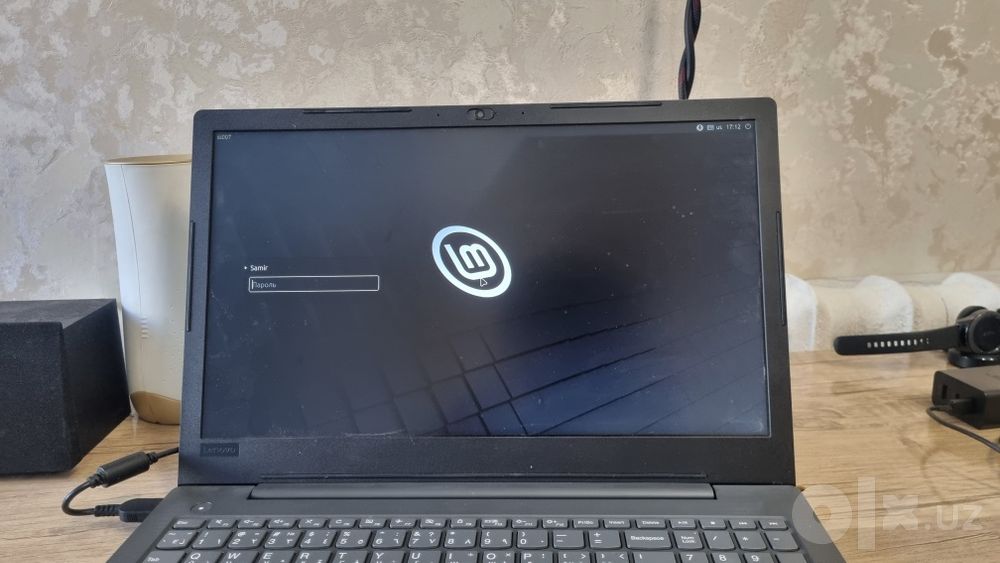 Lenovo V130-15IGM | 15.6" | 1 ТБ | OC: Linux mint |