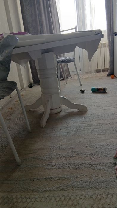 Продам стол кухонный