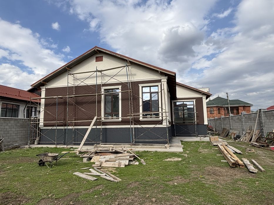 Құрлысшы Өзбек бригада