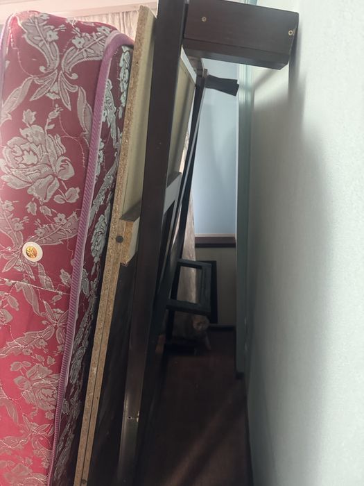 Отдам кровать даром