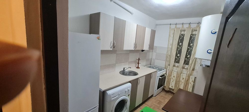 Inchiriez apartament 2 camere, zona Promed, disponibil imediat