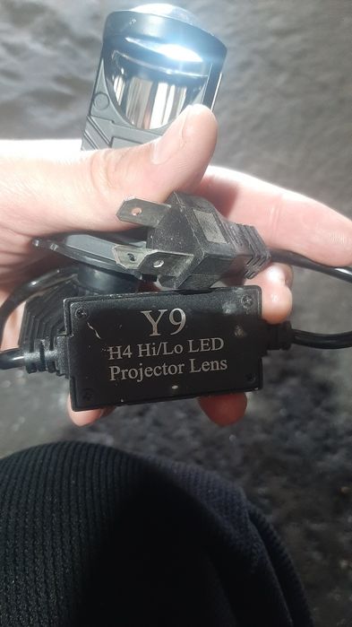Продам лед Н4 Y9