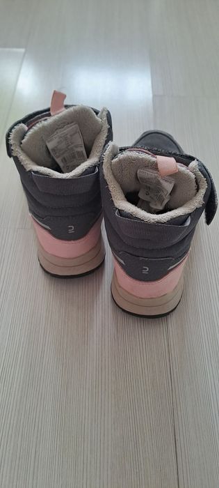 Боти от Декатлон