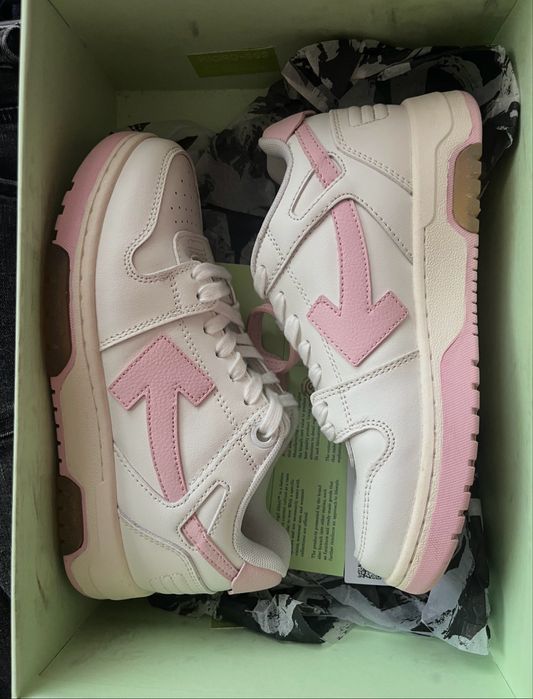 Off White Out of Office