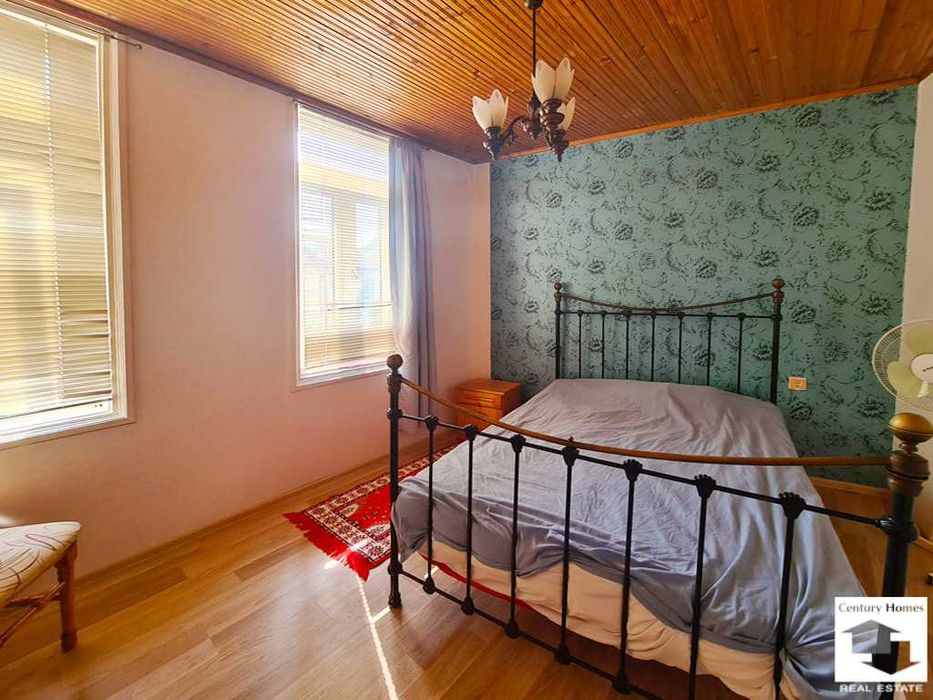 Продава се Къща в Велико Търново, Център - 230 кв.м за 1283 €/кв.м - Снимка #6