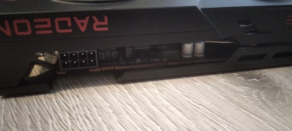 Sapphire pulse AMD 8gb ,RX 6600