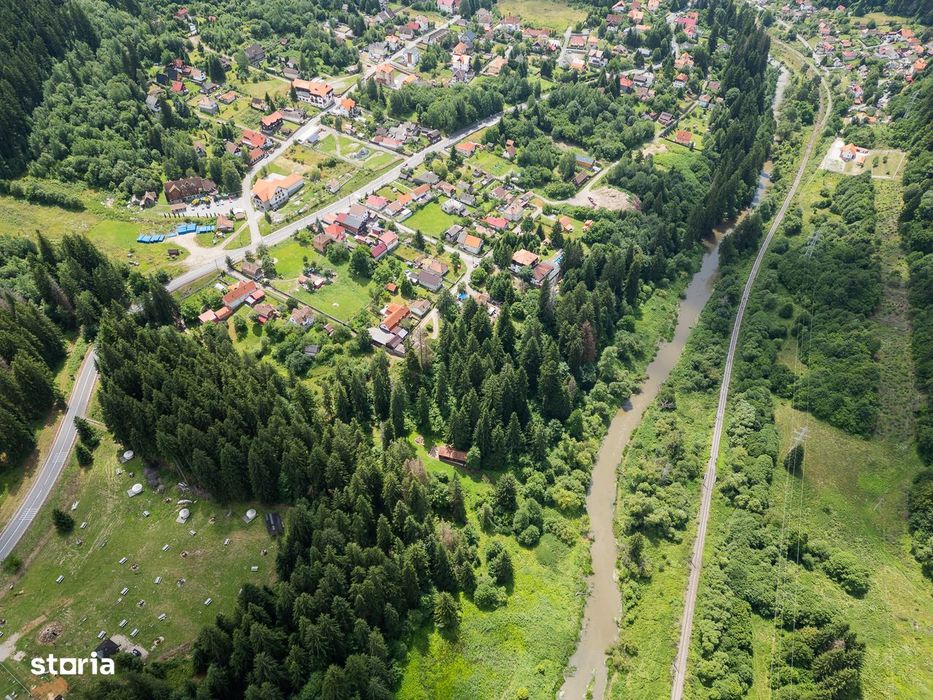 Teren intravilan de vânzare, 2635 mp