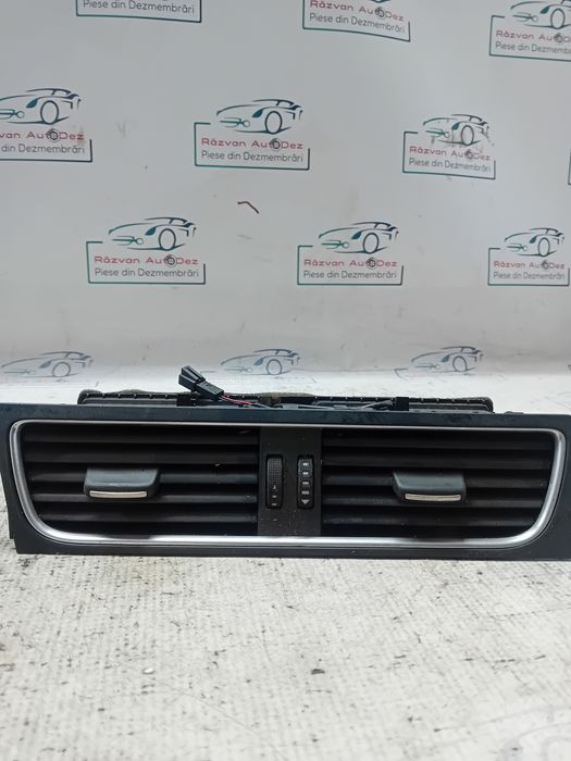 grila ventilatie centrala  audi a4 2011