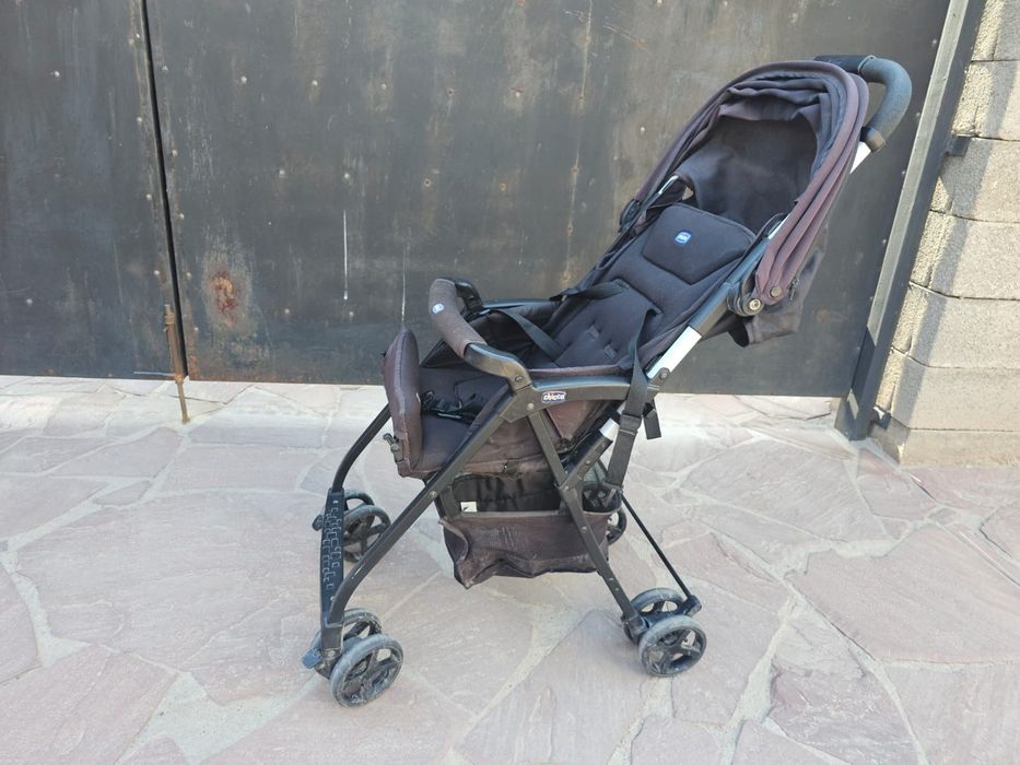 Прогулочная коляска chicco