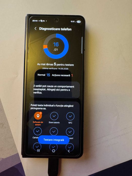 Samsung Galaxy Z Fold 5 • 256 GB • Stare foarte bună • Huse + Folii + Cutie