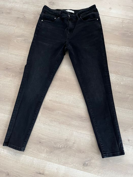 Черни скини дънки Zara - размер 42, нови без етикет!