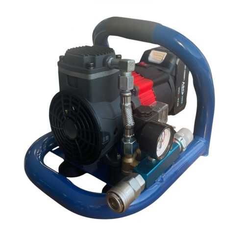 Аакумулаторен безчетков въздушен компресор с 2 батерии KraftTRoyal