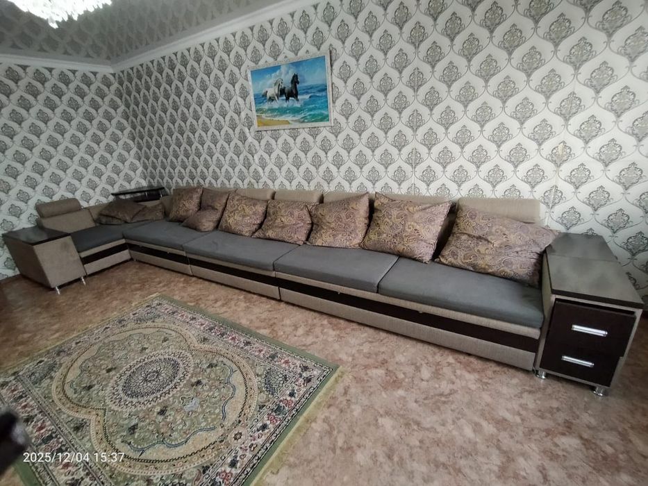 Диван в хорошем состоянии срочно продам