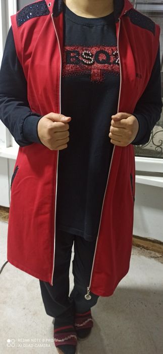 Спортивный костюм в хорошем состоянии