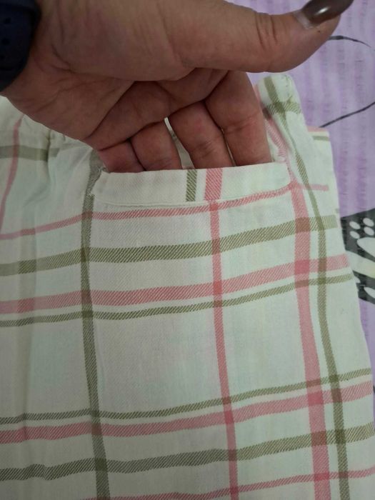 Pantaloni  dama alb-roz