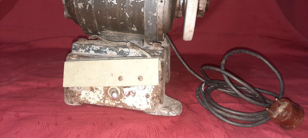 Продаётся электроточила.