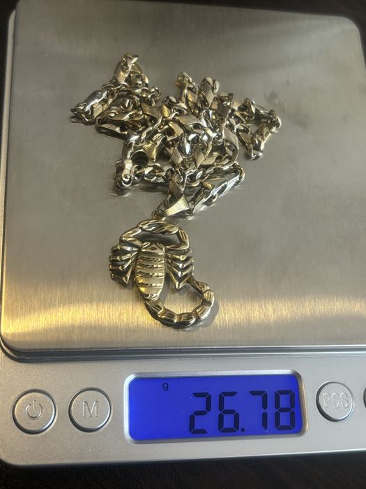 Златни синджири 14к /585 скорпион и бобови зърна