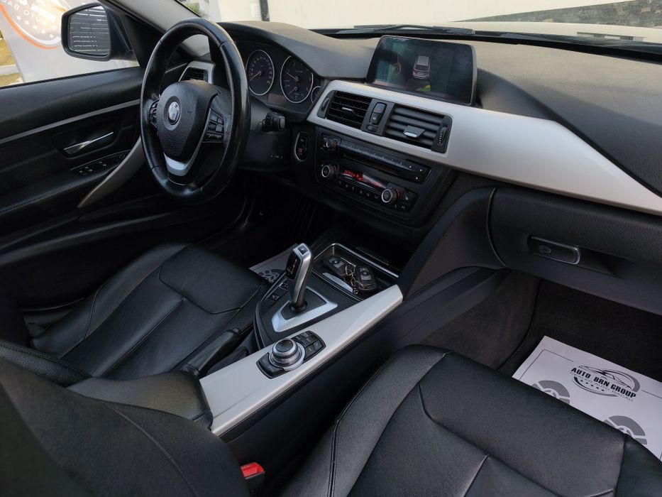 Bmw seria3  320d  Xdrive Face lift  Trapă panoramică/Garantie 12Luni