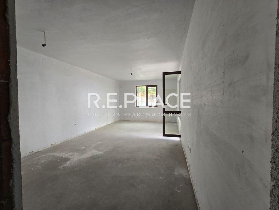 Продава се Тристаен апартамент в Варна, Виница - 127 кв.м за 1339 €/кв.м - Снимка #1