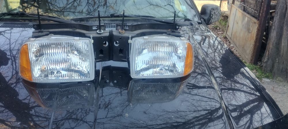 Фарове за Шевролет Блейзър