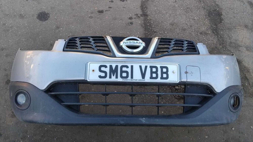 Bara fata Nissan Qashqai an 2012