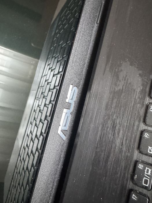 Продам ноутбук, б/у , рабочий