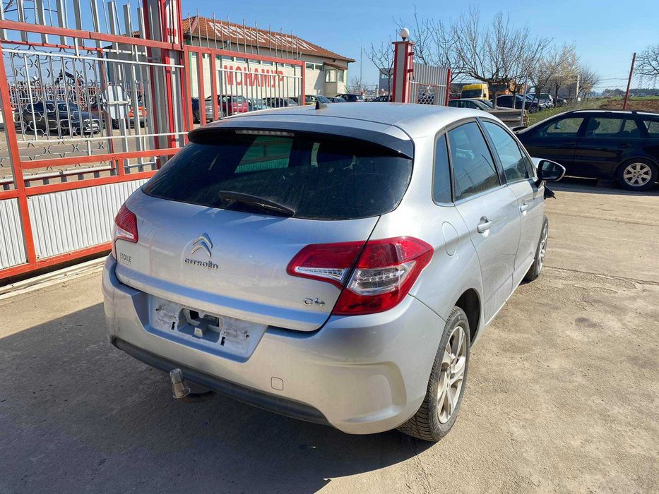 Ситроен С-4 1.6 дизел 2011г.