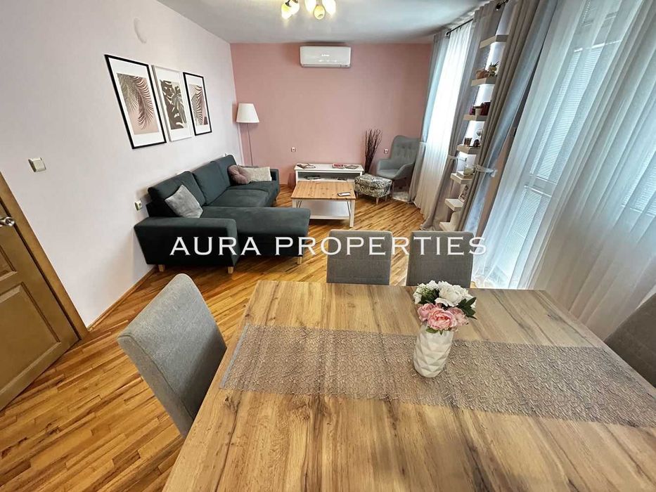 Продава се Тристаен апартамент в Разград, Стефан Караджа - 88 кв.м за 1333 €/кв.м - Снимка #1