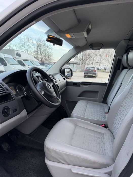 VW Transporter T5 8+1 Locuri 2011