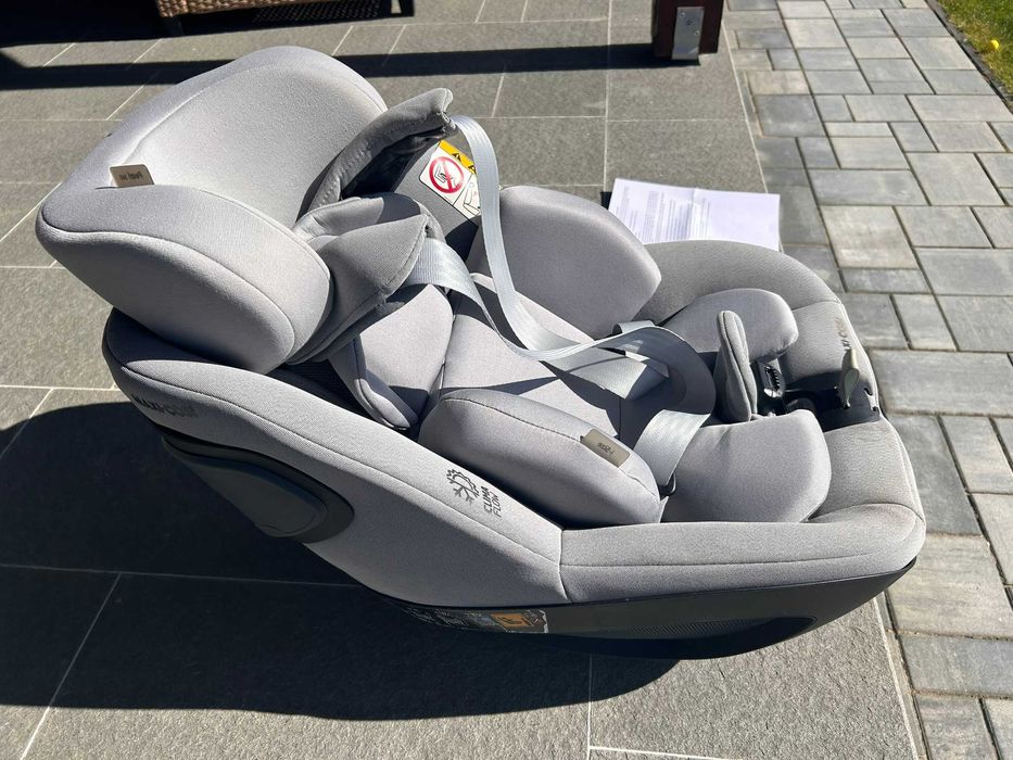 Scaun copil Maxi Cosi Pearl 360 + baza rotativa Isofix