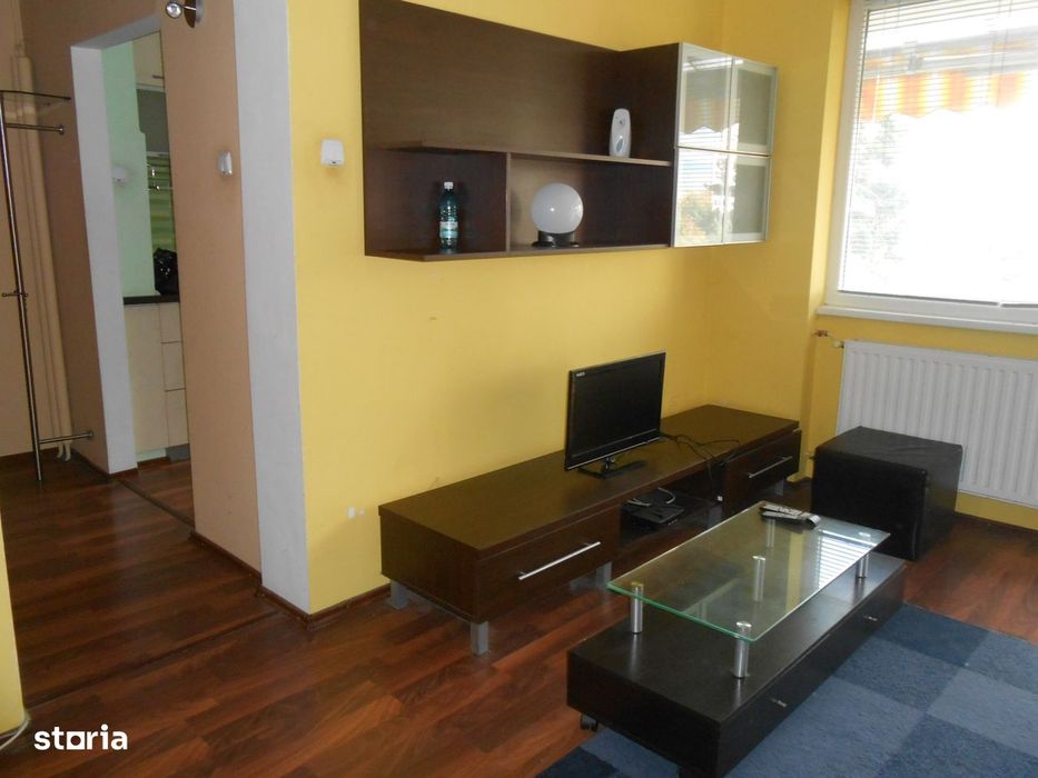 Apartament cu balcon, mobilat.Zona Medicinei — fotografia 1