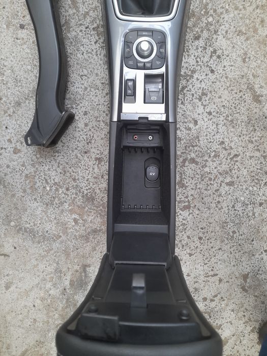 Cotiera Consola Centrală Tunel Central Grile Aer Renault Laguna lll 3