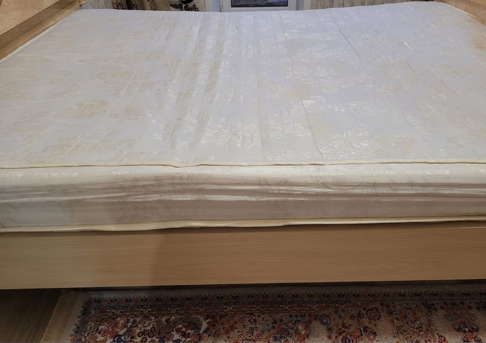 Матрац 1.6х2 б/у отдам даром