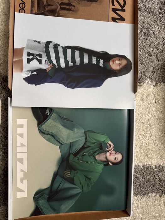 Album kpop NewJeans , Minji version cd box