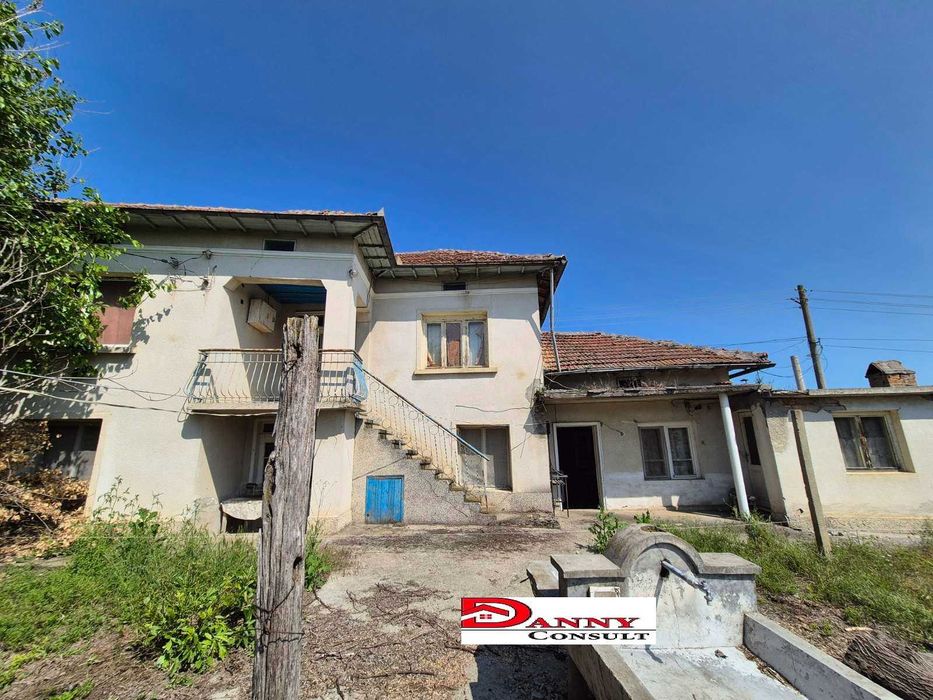 Продава се Къща в Велико Търново, Акация - 150 кв.м за 130 €/кв.м - Снимка #1