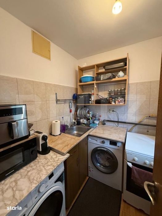 Apartament 2 camere de vanzare – zona Podu Inalt