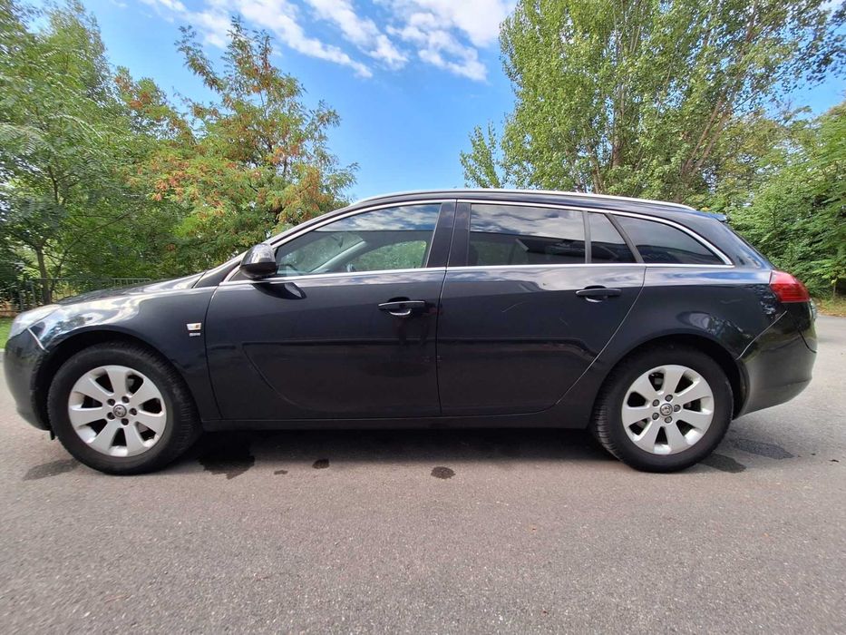 Opel Insignia 1.8i Sports Tourer