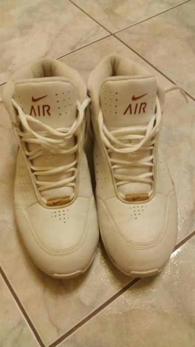 Adidasi NIKE- AIR made in Vietnam