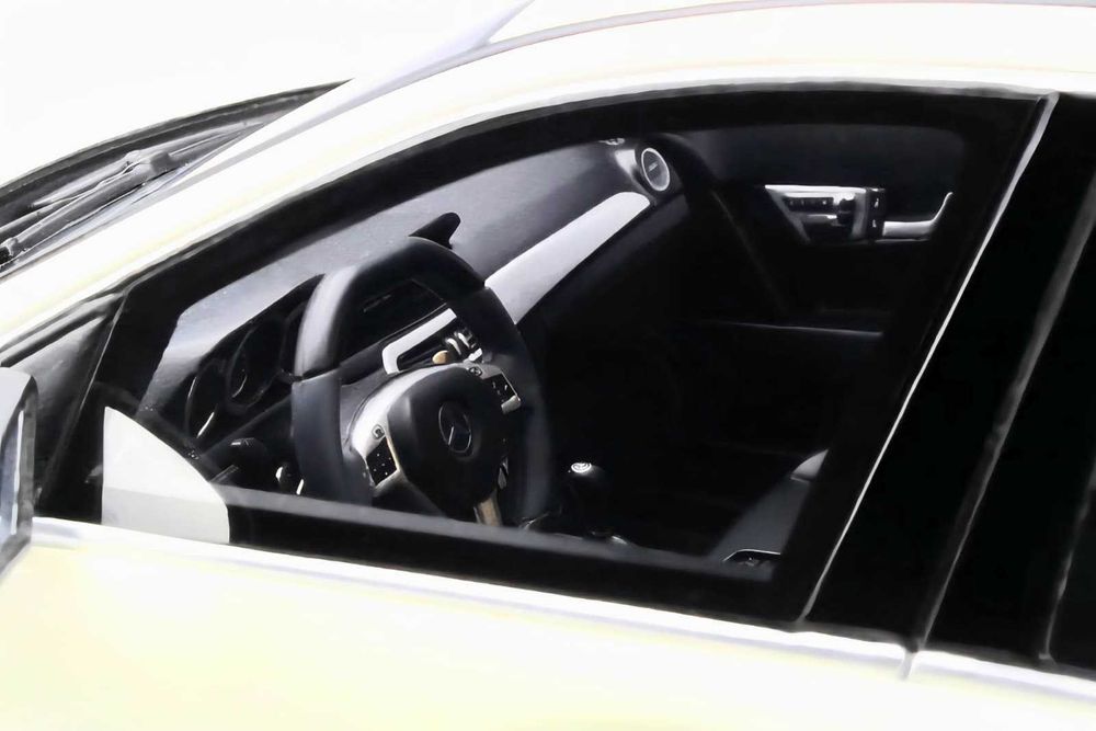 Machetă Mercedes-Benz C63 AMG 1:18 GT Spirit