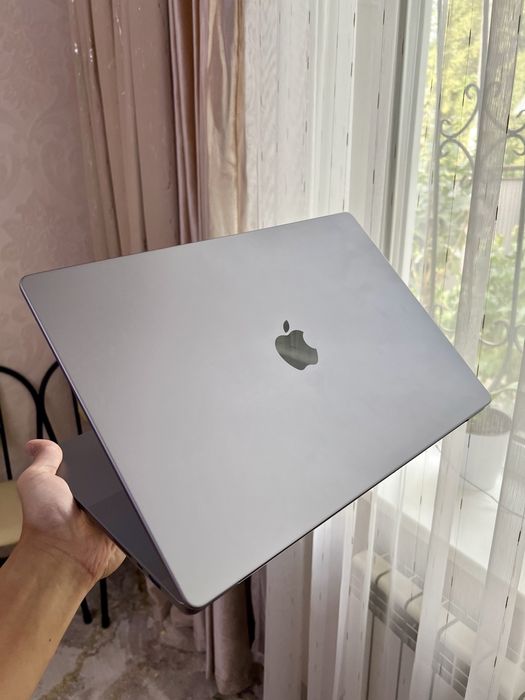 MacBook Pro 16 M1 Pro 16/512