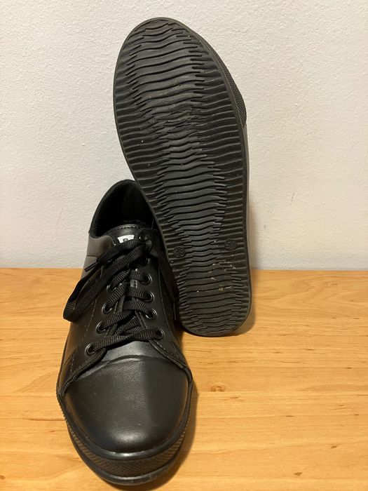 Черни кецове 38 номер