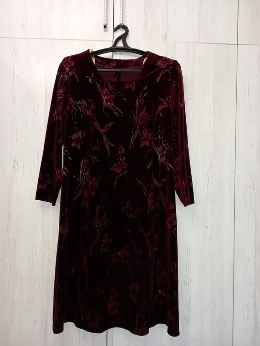 көйлектер киілген сатылады